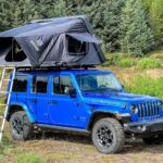 Jeep Wrangler camper roof top tent