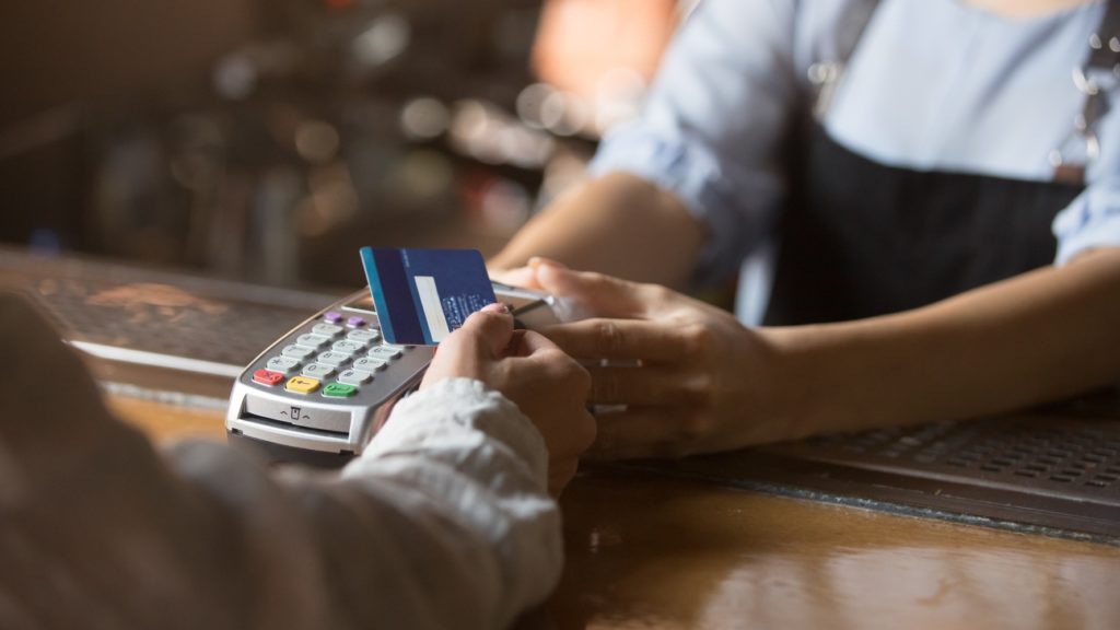 iceland cashless transactions